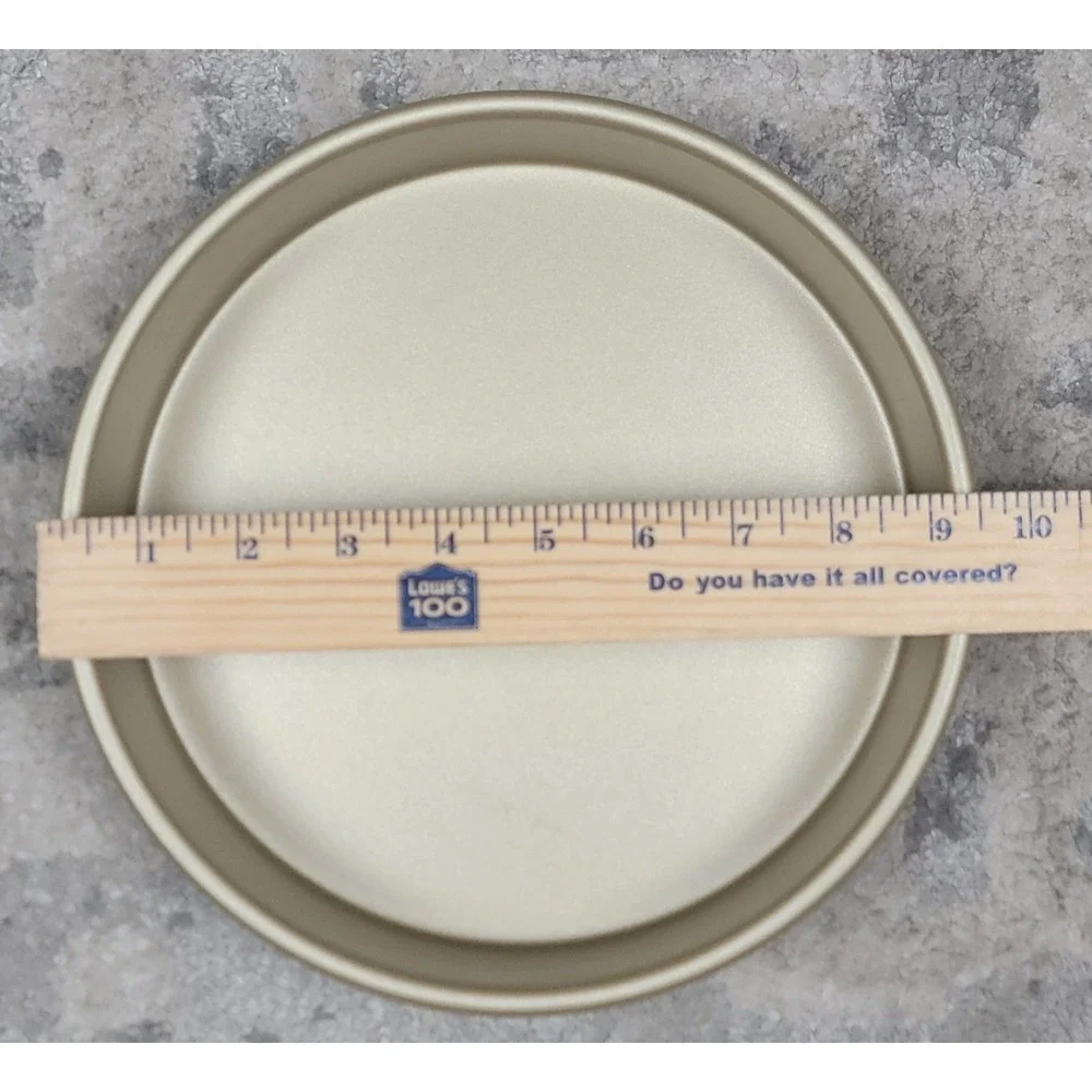 Williams Sonoma Goldtouch® Pro Nonstick Round Cake‎ Pan9
